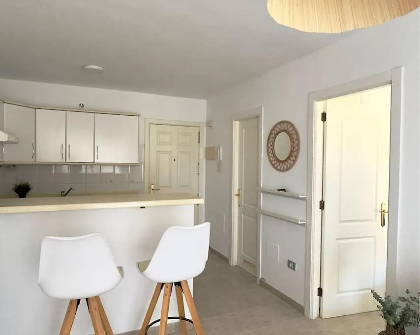 Apartamento Con Vista Al Mar Y Piscina En Puerto Santiago Tenerife Пуэрто-де-Сантьяго